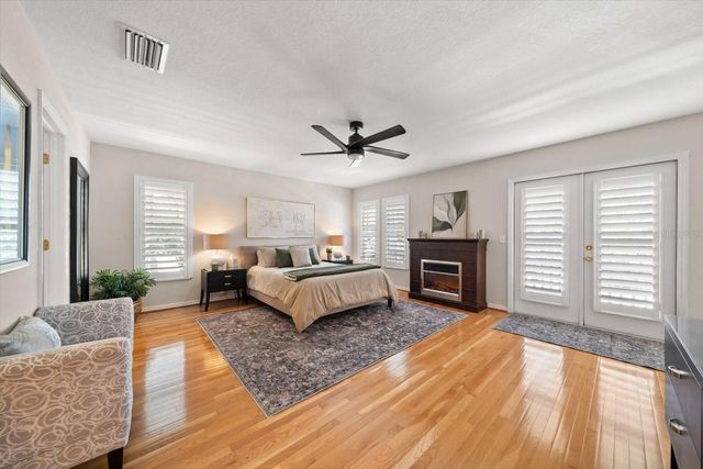 291 1ST AVENUE SW, Largo, FL 33770