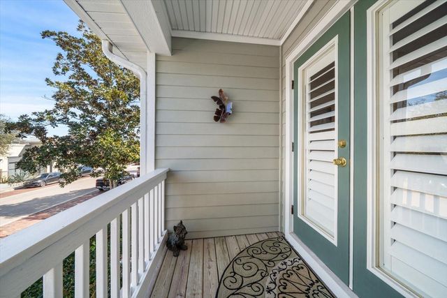 291 1ST AVENUE SW, Largo, FL 33770