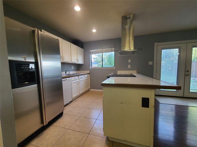 5644 Perrin Street, The Colony, TX 75056