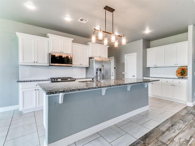 9517 Sullivan Avenue, Yukon, OK 73099