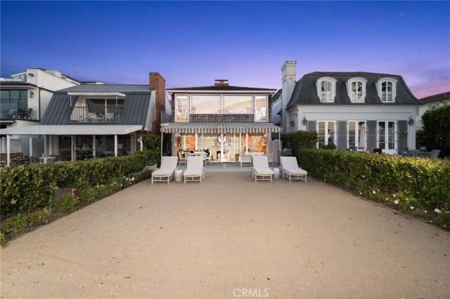1411 E Bay Avenue, Newport Beach, CA 92661