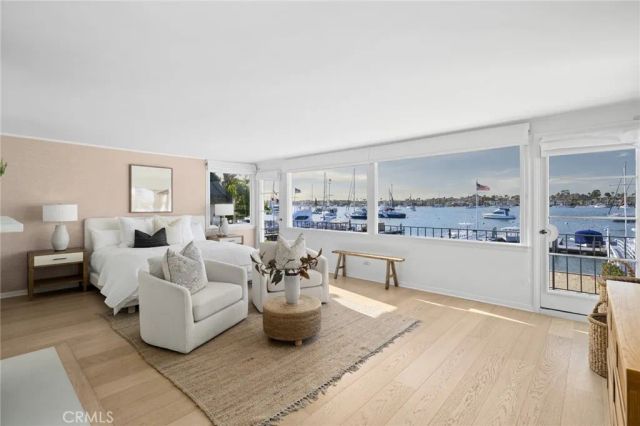 1411 E Bay Avenue, Newport Beach, CA 92661