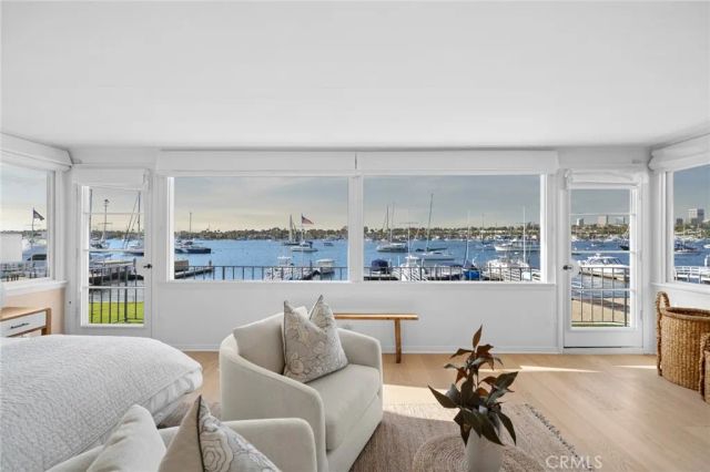 1411 E Bay Avenue, Newport Beach, CA 92661