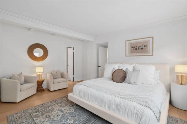 1411 E Bay Avenue, Newport Beach, CA 92661
