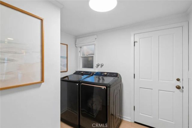 1411 E Bay Avenue, Newport Beach, CA 92661