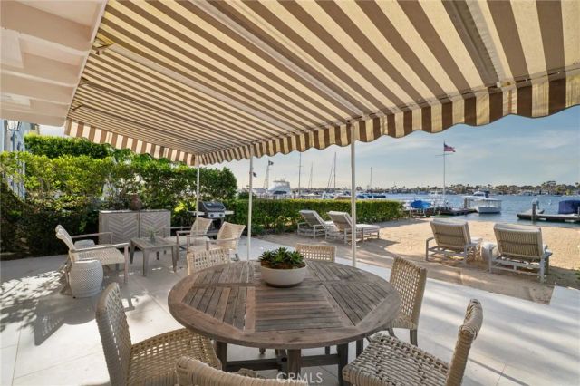 1411 E Bay Avenue, Newport Beach, CA 92661