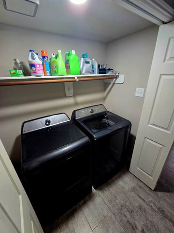 14244 Oak Chase Drive, Houston, TX 77062