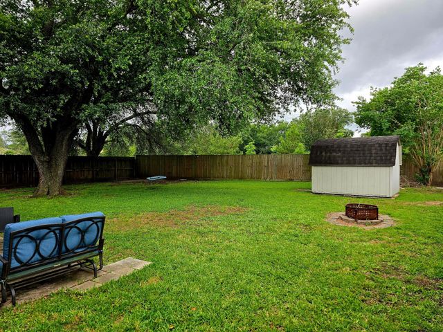 14244 Oak Chase Drive, Houston, TX 77062