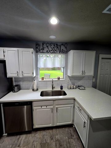 14244 Oak Chase Drive, Houston, TX 77062