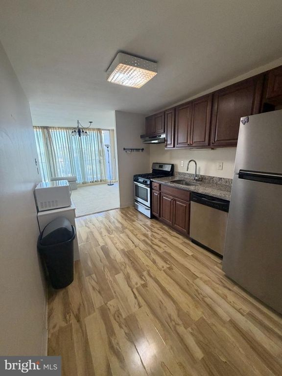 3900-00 FORD RD #9B, PHILADELPHIA, PA 19131 — photo 3