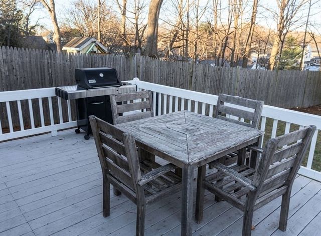 19 Rowland Street 1, Marblehead, MA 01945