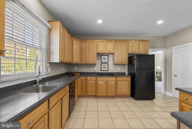 14421 ASHLEIGH GREENE RD, Boyds, MD 20841