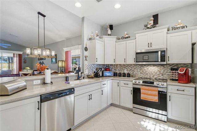 1357 W Skyview Crossing Drive, Hernando, FL 34442