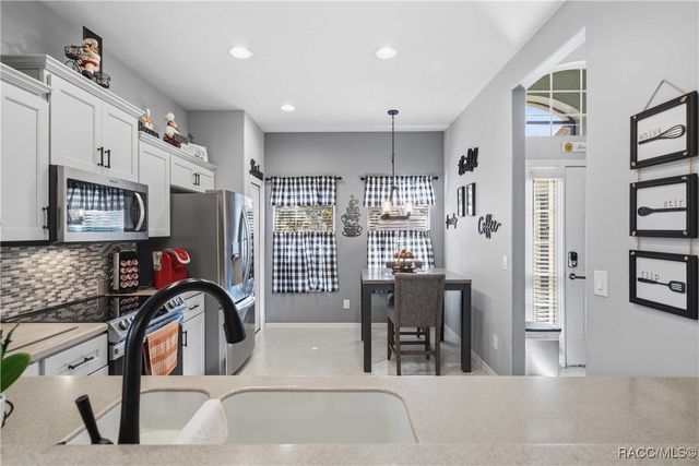 1357 W Skyview Crossing Drive, Hernando, FL 34442