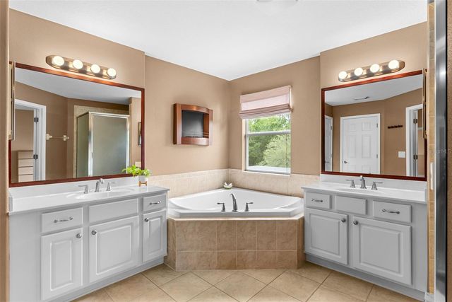 7627 RATHDOWN LANE, Wesley Chapel, FL 33544