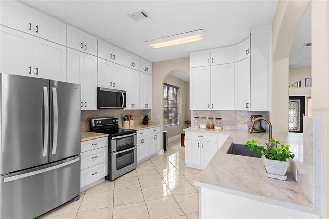 7627 RATHDOWN LANE, Wesley Chapel, FL 33544