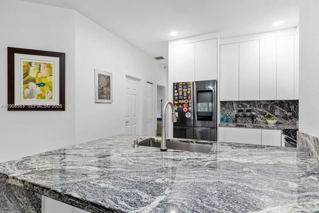 13216 SW 44th Street 11204, Miramar, FL 33027