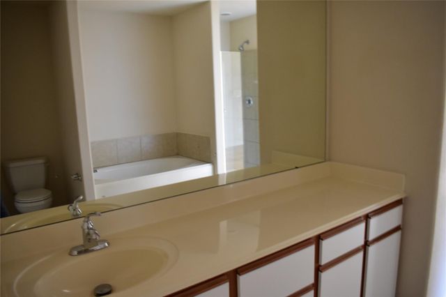 3610 Barkers Crossing Avenue, Houston, TX 77084