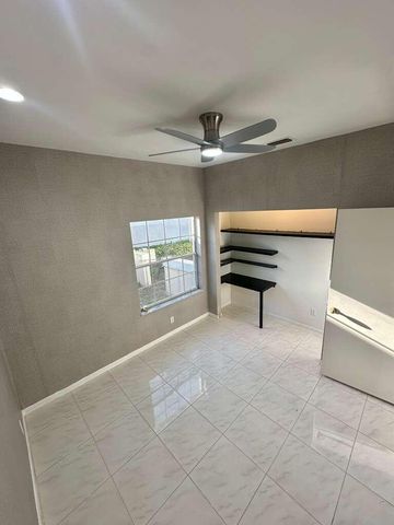 7660 Mansfield Hollow Road, Delray Beach, FL 33446