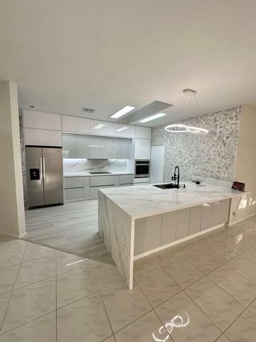 7660 Mansfield Hollow Road, Delray Beach, FL 33446