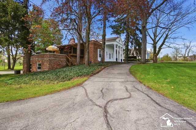 325 N Scott Street, Adrian, MI 49221