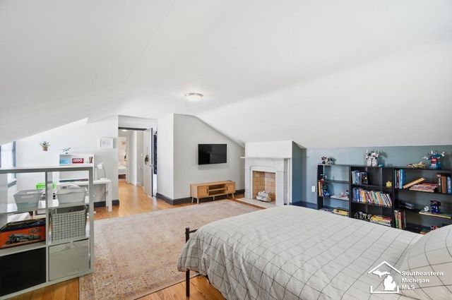 325 N Scott Street, Adrian, MI 49221
