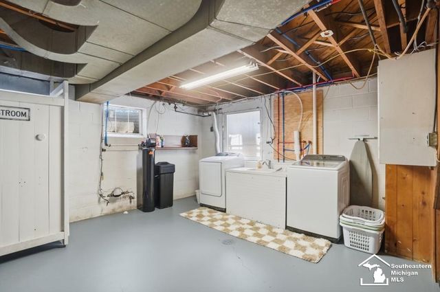 325 N Scott Street, Adrian, MI 49221
