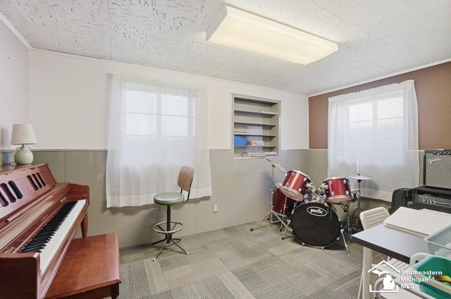 325 N Scott Street, Adrian, MI 49221