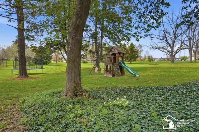 325 N Scott Street, Adrian, MI 49221