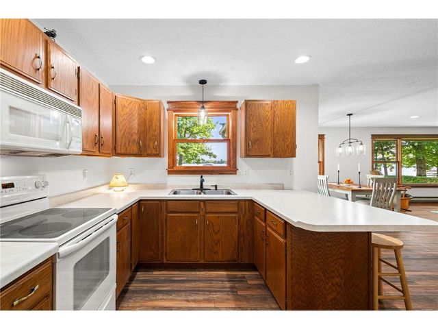 9559 N Mudhen Lake Drive, Siren, WI 54872