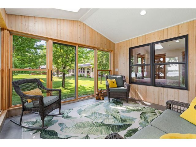 9559 N Mudhen Lake Drive, Siren, WI 54872