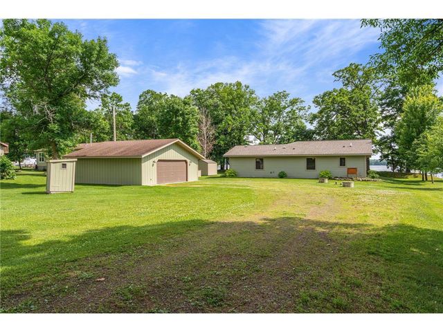 9559 N Mudhen Lake Drive, Siren, WI 54872
