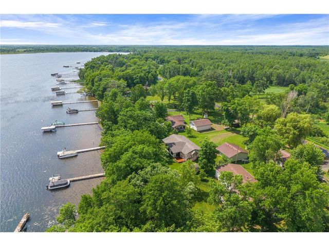 9559 N Mudhen Lake Drive, Siren, WI 54872