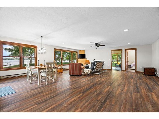 9559 N Mudhen Lake Drive, Siren, WI 54872