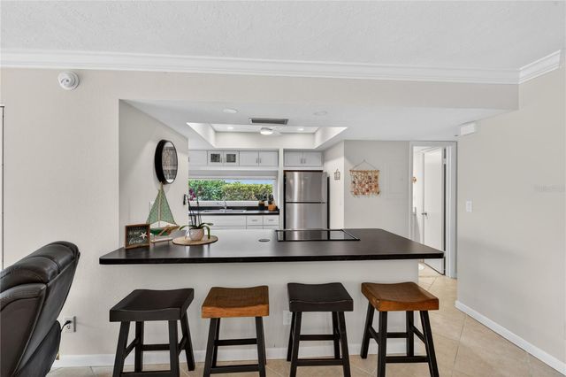1128 W PEPPERTREE LANE 111, Sarasota, FL 34242