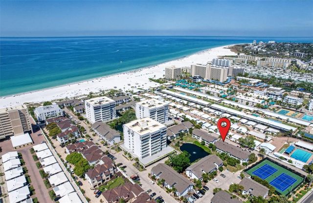 1128 W PEPPERTREE LANE 111, Sarasota, FL 34242