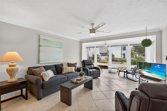 1128 W PEPPERTREE LANE 111, Sarasota, FL 34242