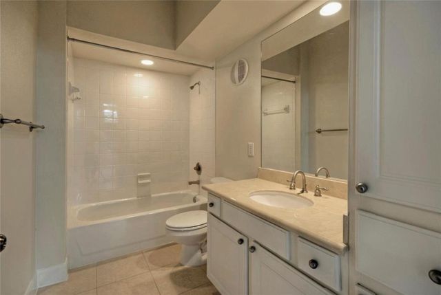7701 Rialto BLVD 1326, Austin, TX 78735