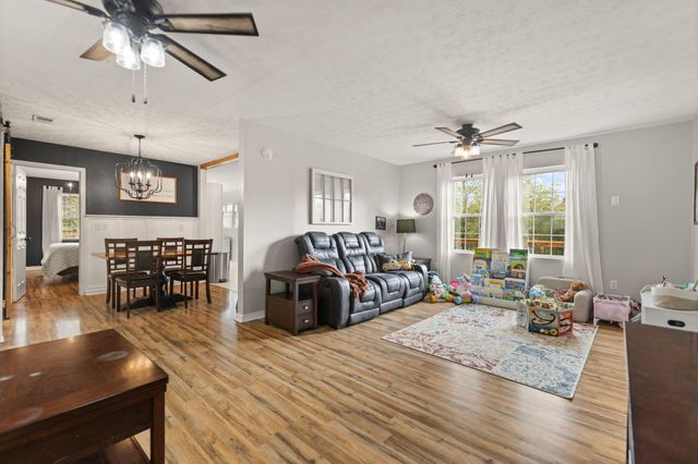 198 Doolin Way, Lancaster, KY 40444