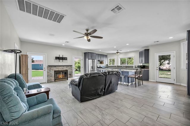 3925 Quadrel Street, Las Vegas, NV 89129