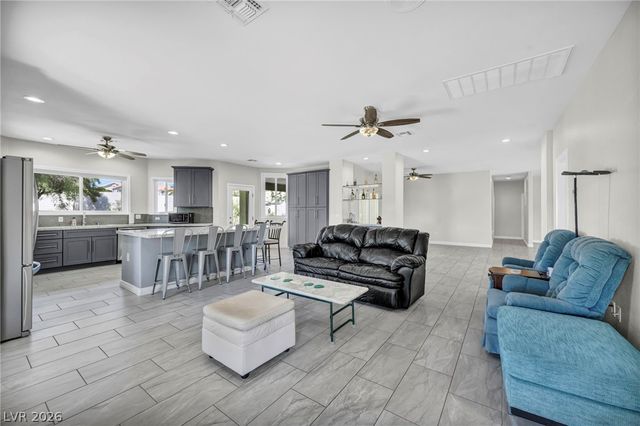 3925 Quadrel Street, Las Vegas, NV 89129
