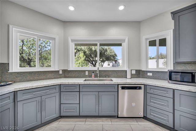 3925 Quadrel Street, Las Vegas, NV 89129