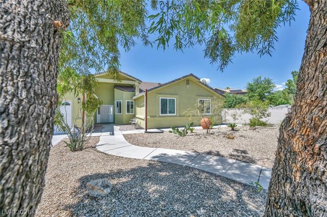 3925 Quadrel Street, Las Vegas, NV 89129
