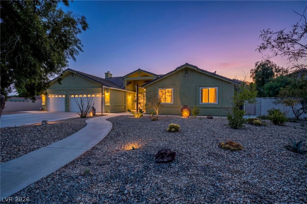 3925 Quadrel Street, Las Vegas, NV 89129