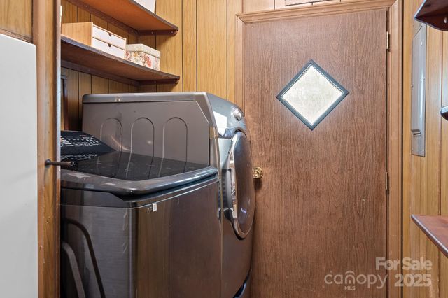 4417 King Wilkinson Road, Denver, NC 28037
