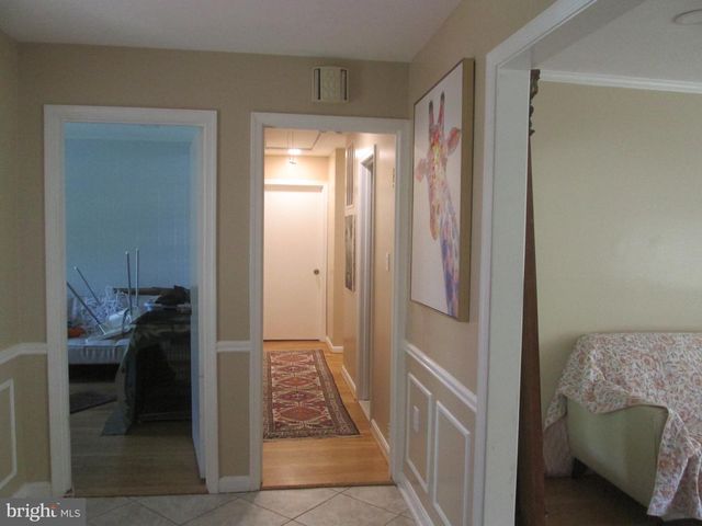 14 CHERBOURG CT, Potomac, MD 20854