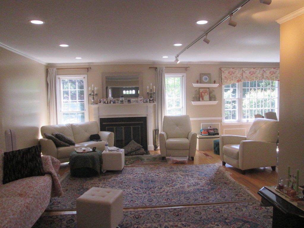 14 CHERBOURG CT, Potomac, MD 20854