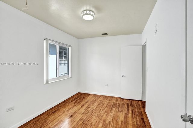 2420 SW 16th St, Miami, FL 33145