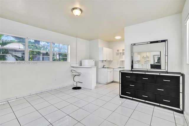 2420 SW 16th St, Miami, FL 33145