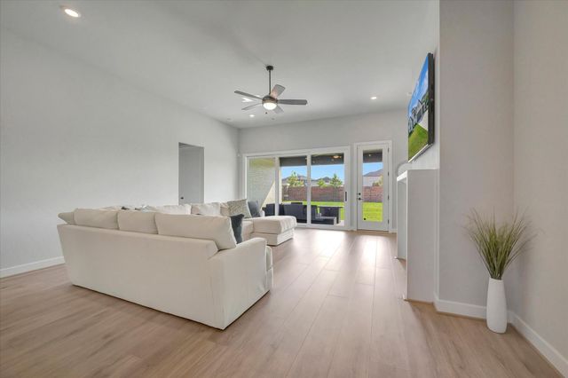 2108 Lila Sky Lane, Friendswood, TX 77546